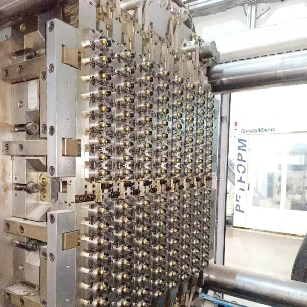 How Do Custom Moulds Achieve Tight Tolerances? Design, Machining, Calibration 5 Custom Moulds